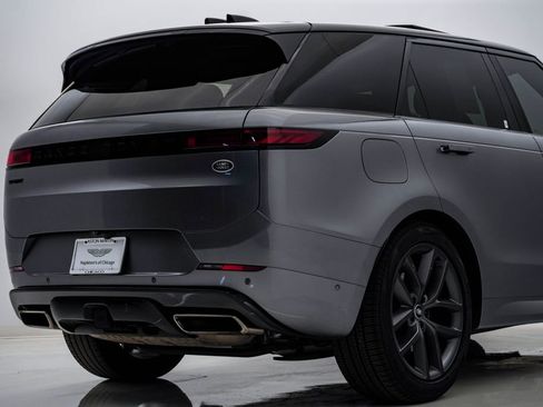 Used 2023 Land Rover Range Rover Sport SE Dynamic AWD/4WD image 11