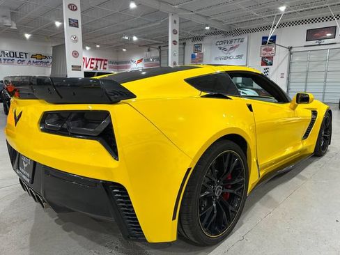 Used 2016 Chevrolet Corvette Z06 w/ 3LZ Preferred Equipment Group RWD image 6