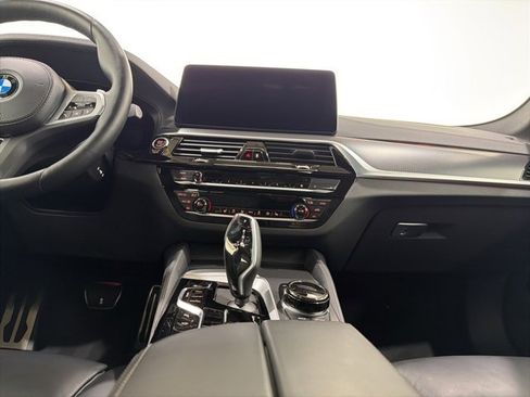 Certified 2023 BMW M550i xDrive w/ Executive Package image 35