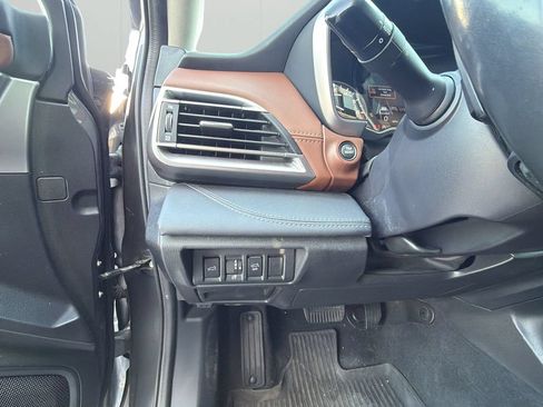 Used 2021 Subaru Outback Touring XT AWD/4WD image 18