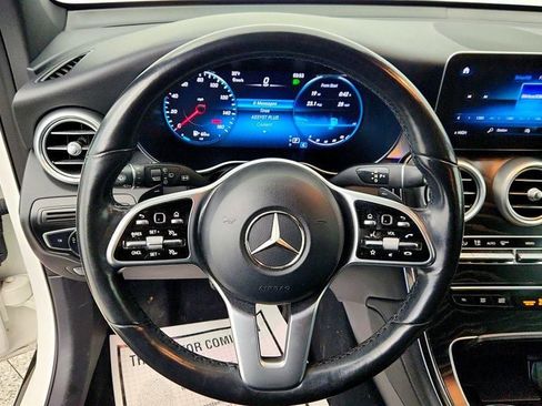 Used 2022 Mercedes-Benz GLC 300 4MATIC image 12