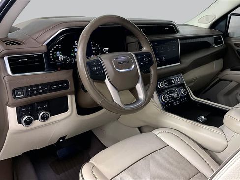 Certified 2022 GMC Yukon XL Denali AWD/4WD image 17