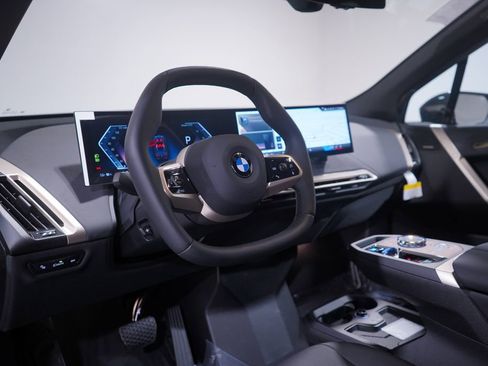 Used 2026 BMW iX xDrive45 w/ Executive Package image 6