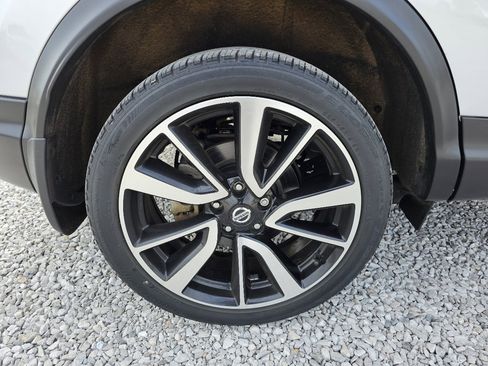 Used 2019 Nissan Rogue Sport SL w/ Premium Package image 75