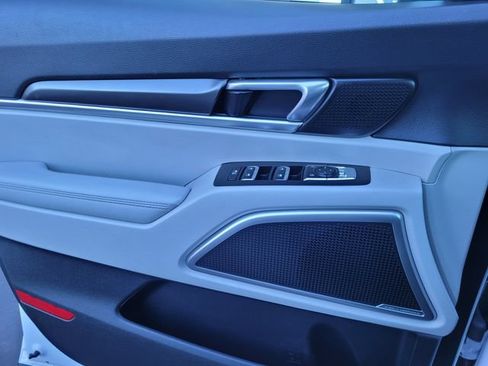Used 2023 Kia Telluride S w/ S Sunroof Package FWD image 13