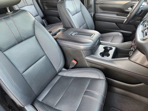 Used 2022 Chevrolet Suburban RST w/ Luxury Package AWD/4WD image 15