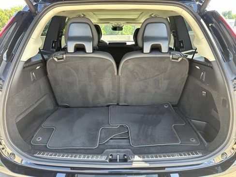 Certified 2025 Volvo XC90 B5 Core AWD/4WD image 36