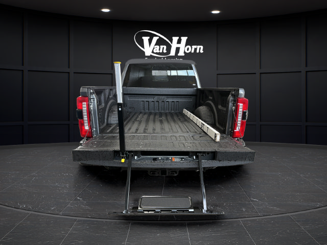New 2026 Ford F350 Lariat w/ Black Appearance Package AWD/4WD image 9