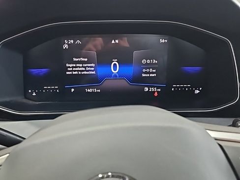 Used 2025 Volkswagen Jetta SE image 33