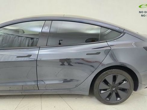 Used 2025 Tesla Model 3 RWD image 11