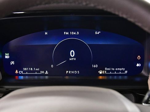 Used 2022 Lincoln Nautilus Reserve image 15