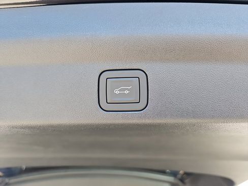 New 2026 Cadillac Escalade IQL Sport 1 w/ LPO, ONYX Package image 15