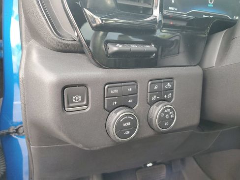 Used 2023 Chevrolet Silverado 1500 ZR2 w/ Technology Package AWD/4WD image 20