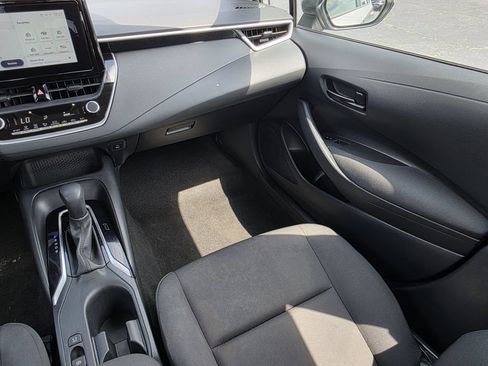 Used 2024 Toyota Corolla LE FWD image 19