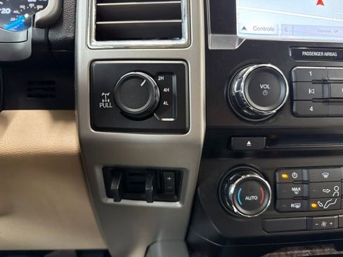 Used 2017 Ford F250 Lariat w/ Chrome Package AWD/4WD image 25