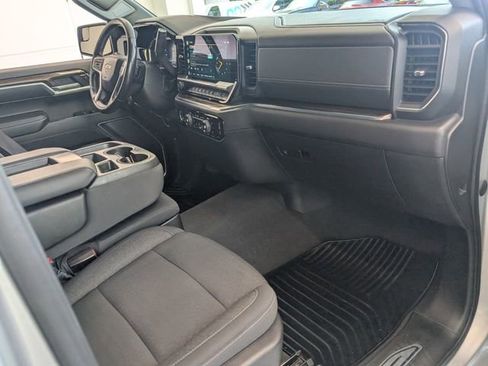 Certified 2022 Chevrolet Silverado 1500 LT RWD image 15