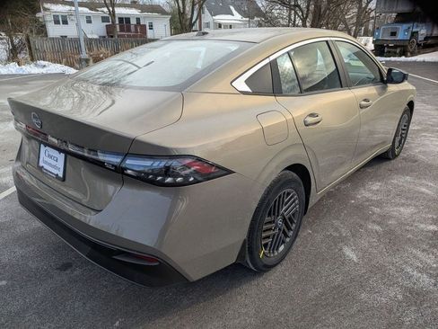 New 2026 Nissan Sentra SV w/ SV Convenience Package FWD image 30