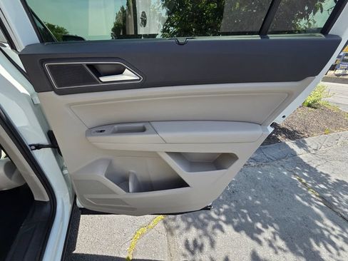 Used 2019 Volkswagen Atlas SE w/ Panoramic Sunroof Package AWD/4WD image 14