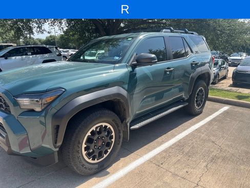 Used 2025 Toyota 4Runner TRD Off-Road Premium w/ Tow Technology Package AWD/4WD image 2