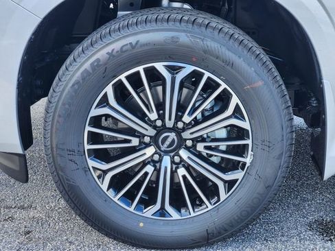 New 2026 Nissan Armada SL w/ Captain's Chari Seat Package image 7