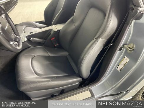 Used 2007 Chrysler Crossfire Limited RWD image 14