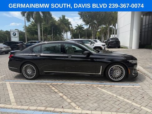 Used 2022 BMW ALPINA B7 xDrive AWD/4WD image 8