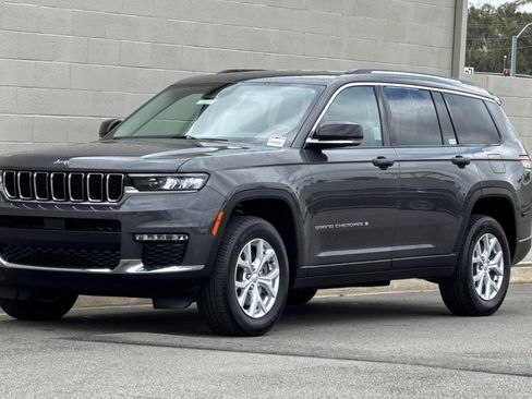 Used 2023 Jeep Grand Cherokee L Limited image 10