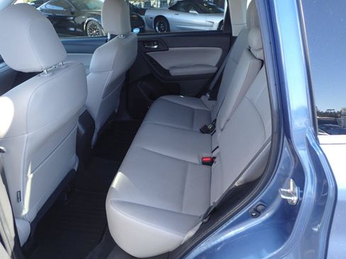Used 2016 Subaru Forester 2.5i Limited w/ Popular Package #2 AWD/4WD image 10