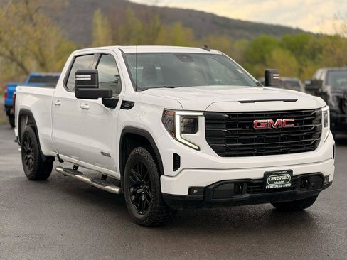 Used 2023 GMC Sierra 1500 Elevation AWD/4WD image 1