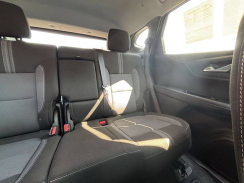 Used 2025 Chevrolet Blazer LT FWD image 38