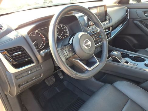Certified 2022 Nissan Rogue SL AWD/4WD image 17