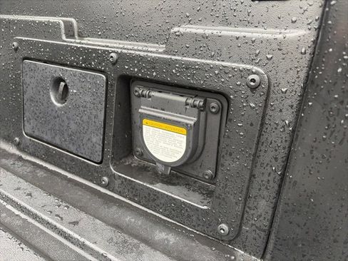 Used 2023 Toyota Tacoma TRD Off-Road image 33