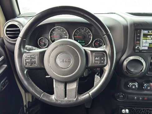 Used 2016 Jeep Wrangler Unlimited Sport w/ Quick Order Package 24S AWD/4WD image 29