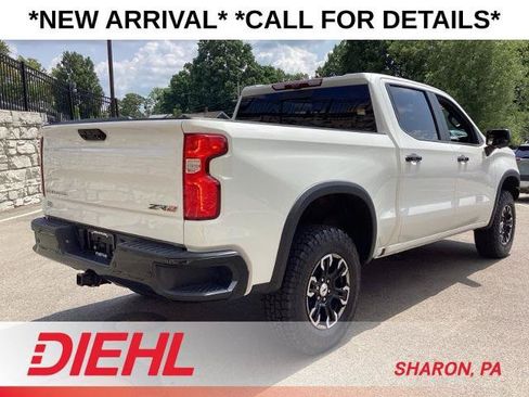 Used 2022 Chevrolet Silverado 1500 ZR2 w/ Technology Package AWD/4WD image 15