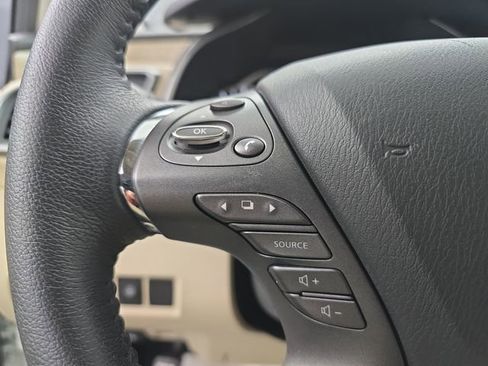 Used 2024 Nissan Murano SV image 36