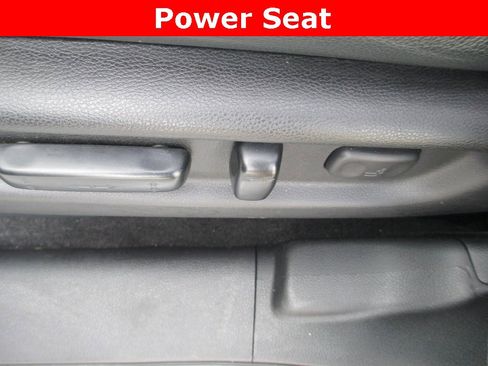 Used 2019 Honda Pilot Touring image 26