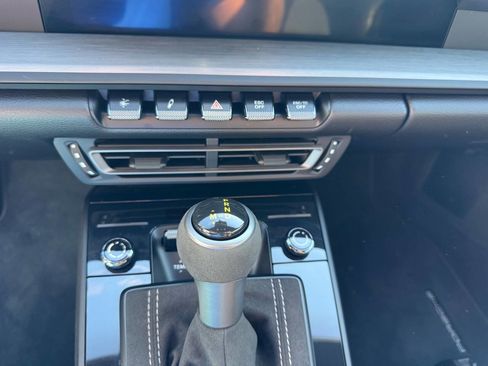 Used 2022 Porsche 911 GT3 image 24