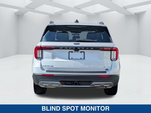New 2026 Ford Explorer Active w/ Active Comfort Package AWD/4WD image 7