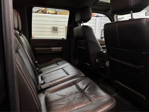 Used 2012 Ford F350 Lariat w/ Lariat Ultimate Pkg AWD/4WD image 32
