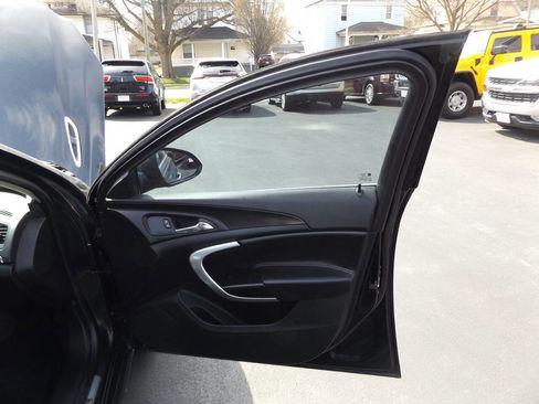 Used 2014 Buick Regal image 28