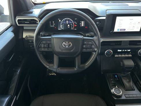 Used 2025 Toyota Tacoma SR5 AWD/4WD image 13