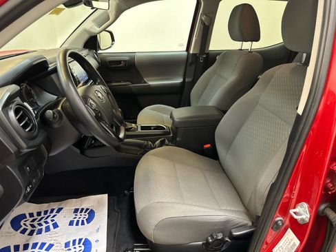 Used 2023 Toyota Tacoma SR AWD/4WD image 4