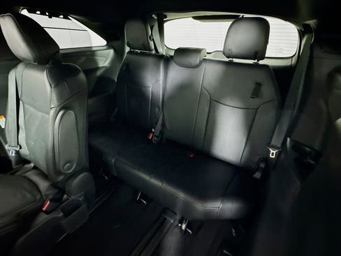 Certified 2025 Toyota Sienna Platinum AWD/4WD image 25