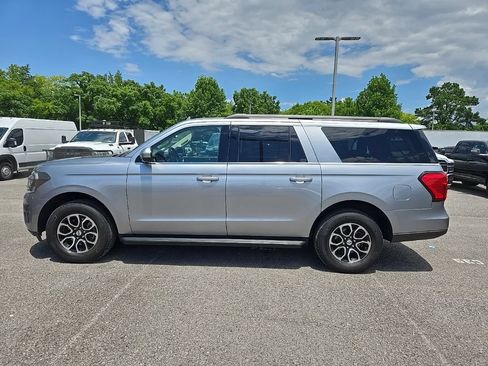 Used 2024 Ford Expedition Max XLT AWD/4WD image 4