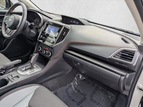 Used 2021 Subaru Crosstrek 2.0i Premium w/ Moonroof Package image 21