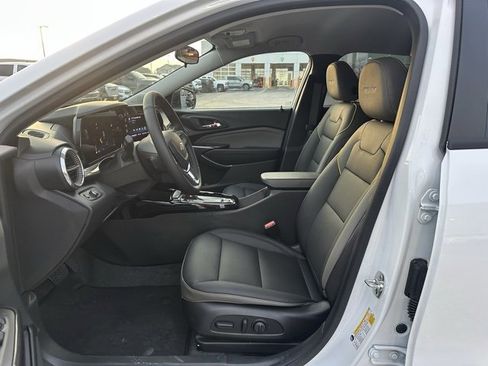 New 2026 Chevrolet Trax ACTIV w/ Driver Confidence Package image 2