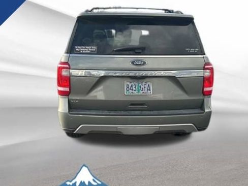 Used 2019 Ford Expedition XLT image 4