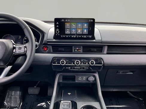 Used 2025 Honda Pilot EX-L image 10