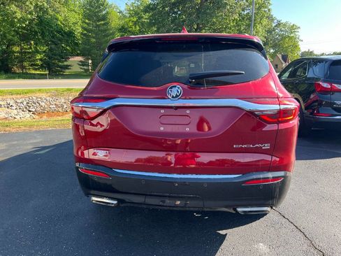 Used 2019 Buick Enclave Essence AWD/4WD image 4