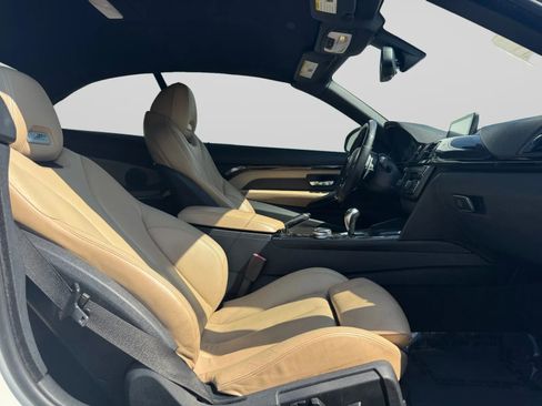 Used 2015 BMW M4 Convertible image 13